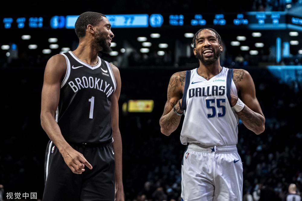 她在比赛中 她在比赛中