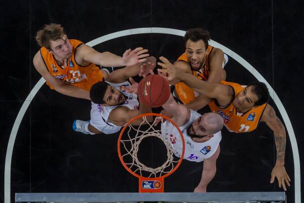 合作的争议 合作的争议