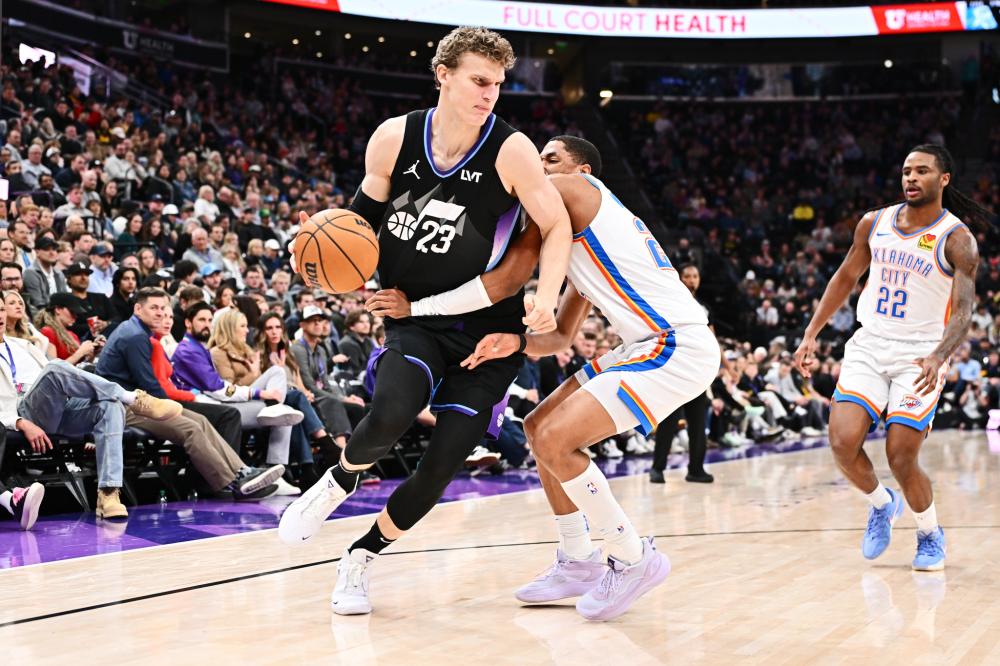 骑行者通过 骑行者通过