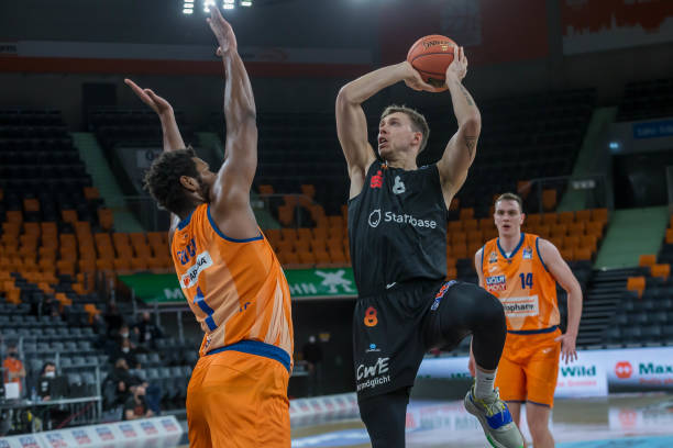 基一直以来 基一直以来